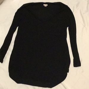 Long sleeve black shirt
